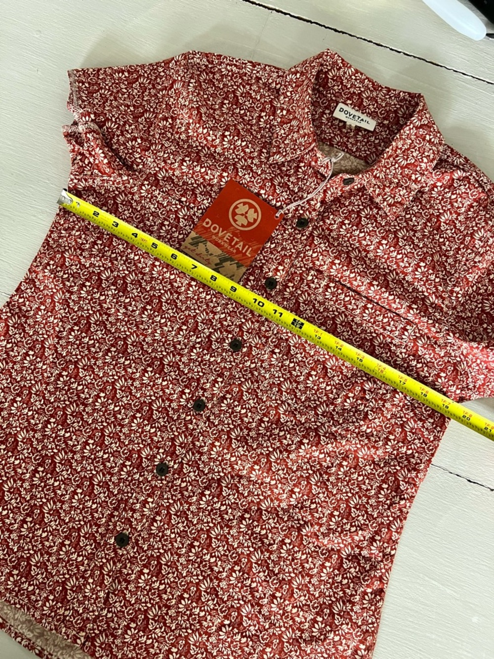 NWT: Carver Work Shirt Dove Tail Red Floral Womens Cotton Button-Up Shirt sz M - Picture 5 of 6